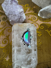 Aura opal moon