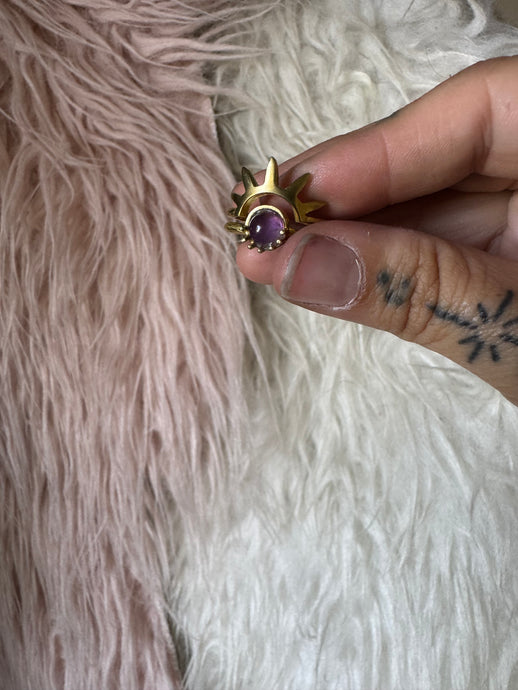 Glad burst amethyst