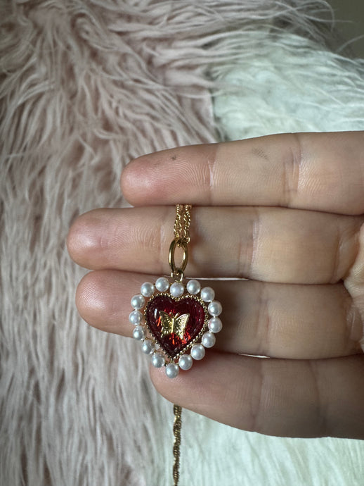 18k pendant butterfly pearl