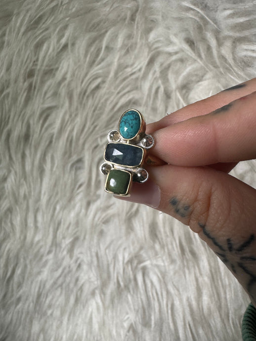Blue kyanite and turquoise
