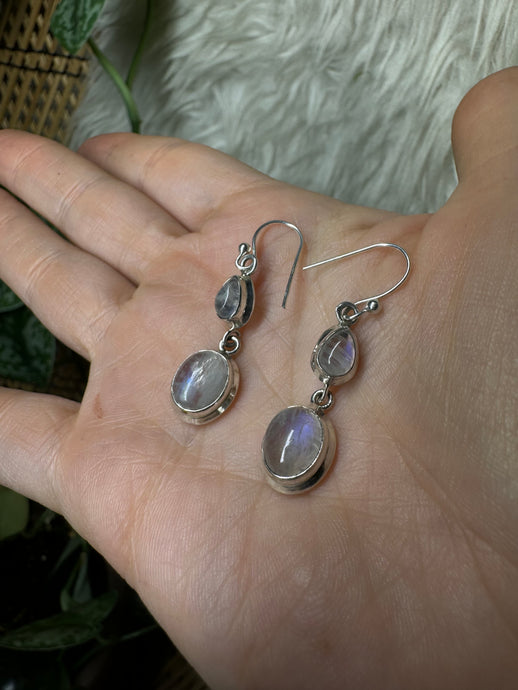 Double moonstone