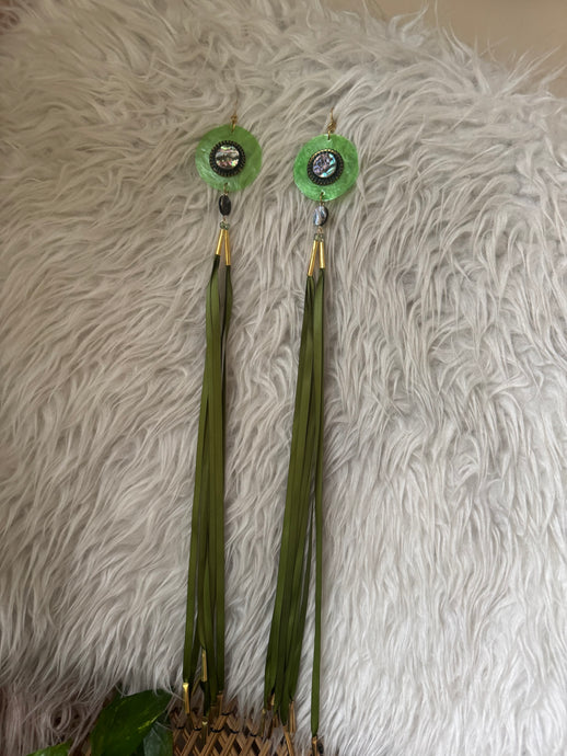 Green abalone ribbon