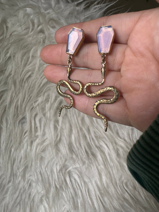 Aura Opal coffin snake