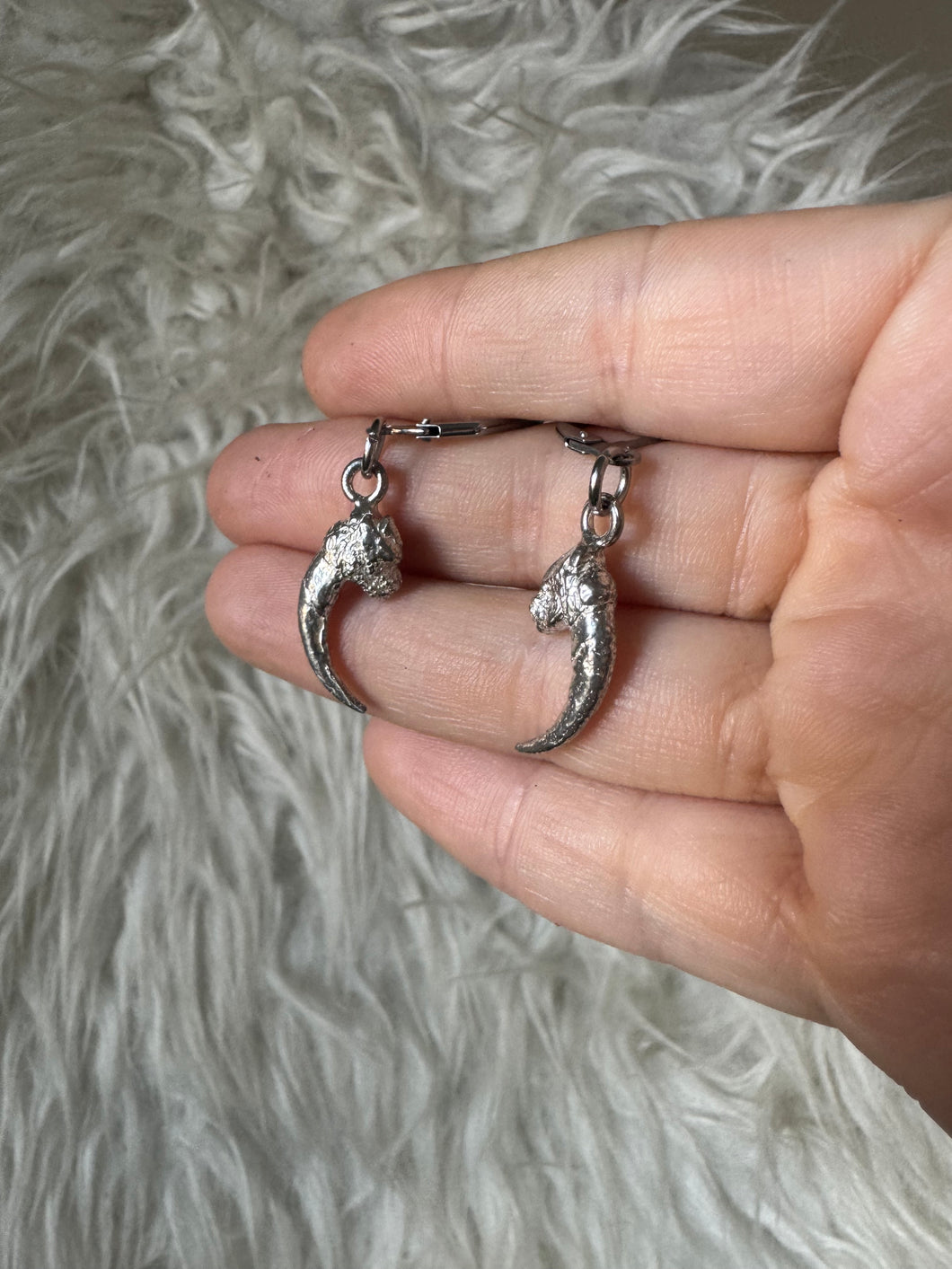 Eagle claw in .925 sterling silver