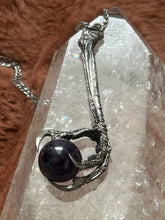 Hawk talon 925. Sterling silver holding crystal