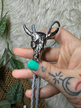 Bull bolo grey