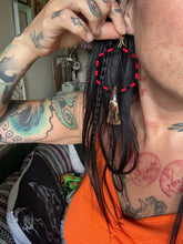 Red hexagon buffalo teeth