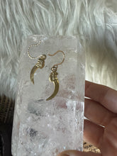 Raven claw in 18k gold