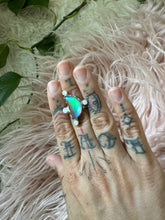 Aura opal moon size 6