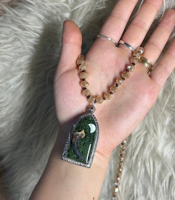 Claw Pendant Beaded