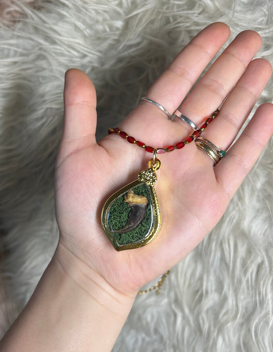 Claw Pendant Beaded